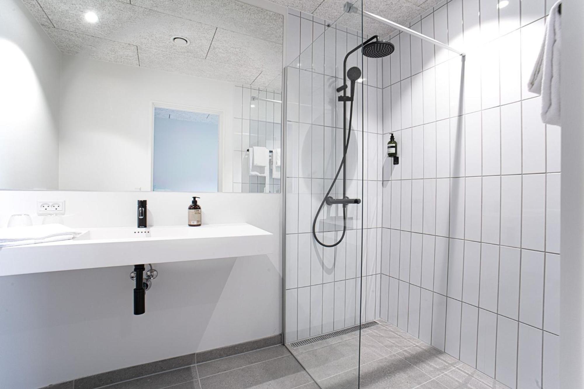 Hotel Djurhuus Torshavn Bagian luar foto